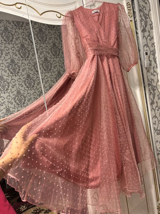 Сарпадаги 1-2кийилган нарсалар холати зор, арзонга бервораман.