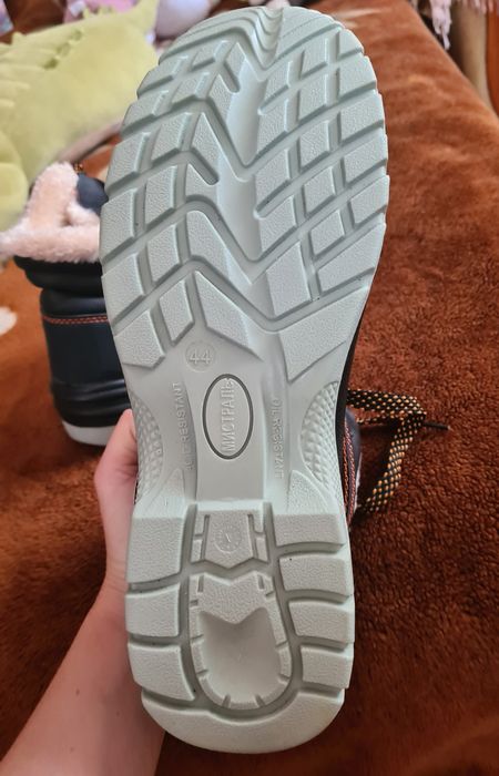 Новая!СпецОбувь!