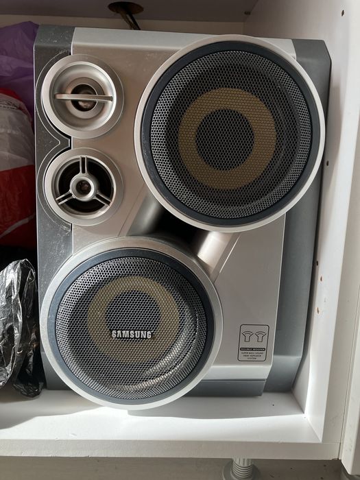 Продавам система Samsung