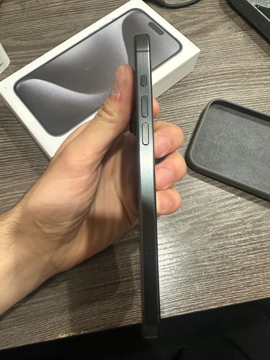 Продам 15 pro Max