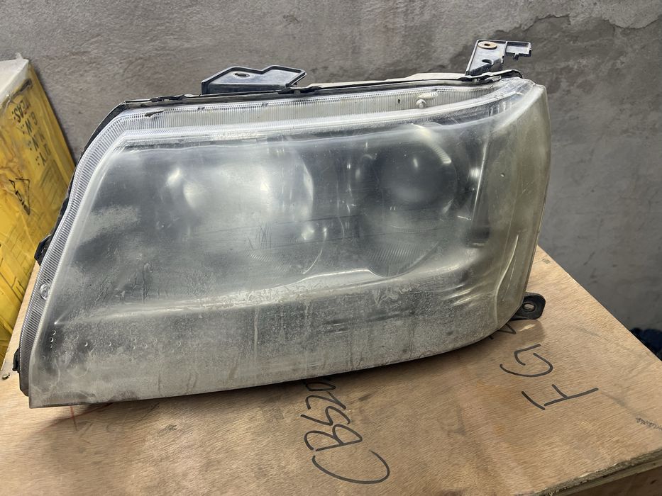 Продам фары Сузуки Гранд Витара