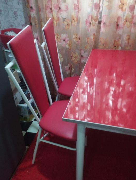 Продам журнальный стол