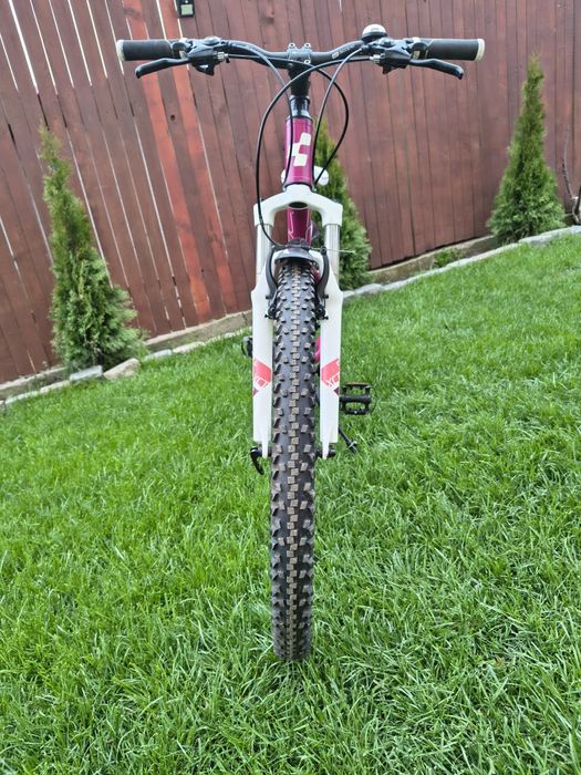 Bicicleta CUBE dama pe 26'