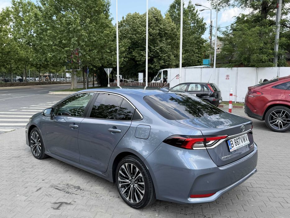 TOYOTA COROLLA 1.8 Sedan Dynamic 140 CP Hybrid 2023 Primul proprietar