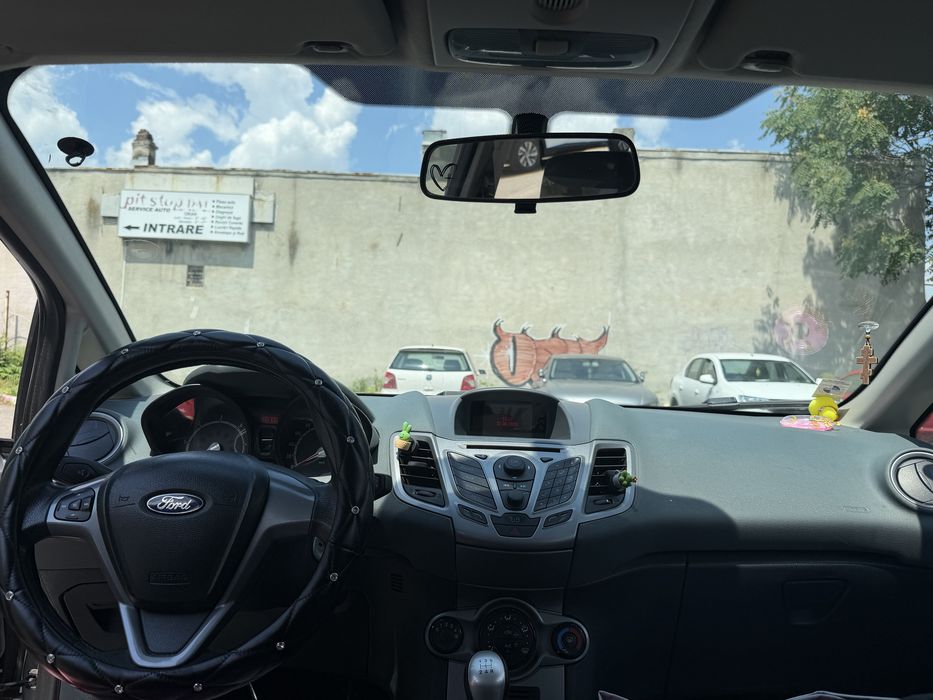 FORD Fiesta 2011 — imagine 5