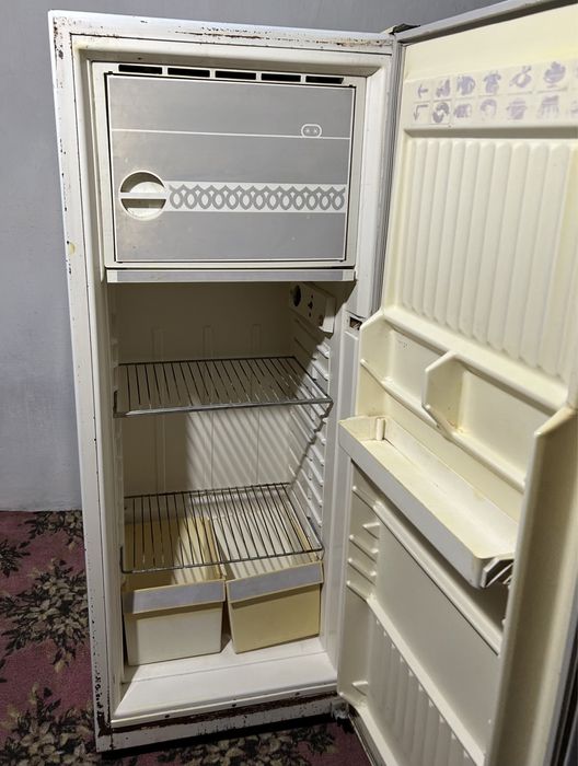 Продам холодильник Б/У