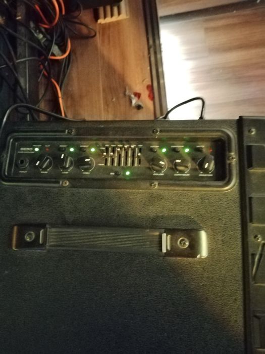 Бас усилвател кубе