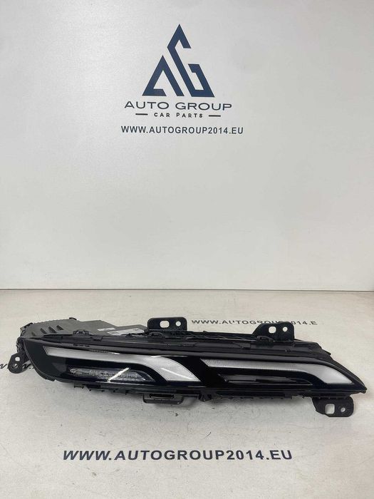 Горен десен фар за BMW 7er G70