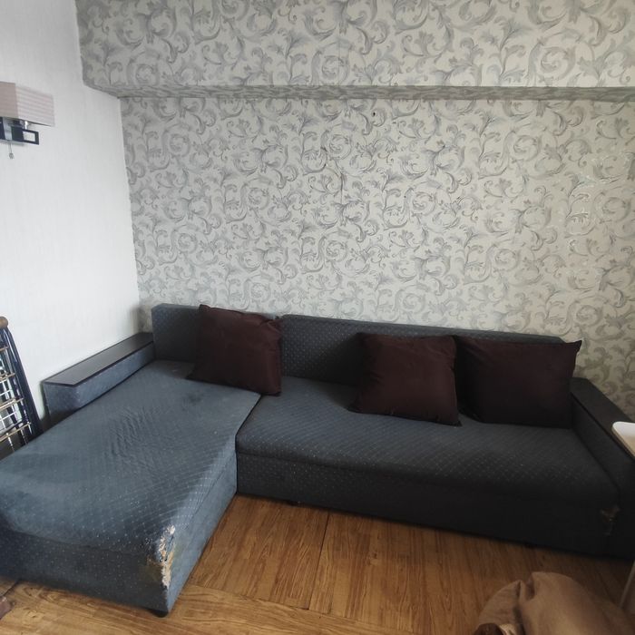 Бесплатно, диван