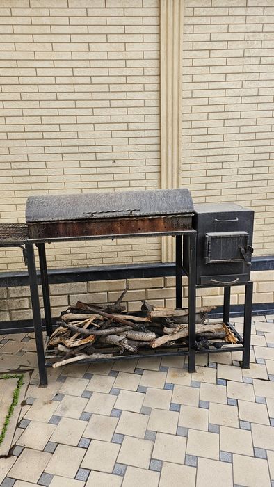 Продается чугуный мангал - шашлык !