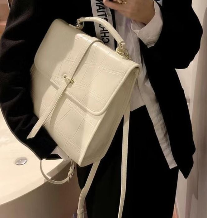 Продаются сумка кожанный