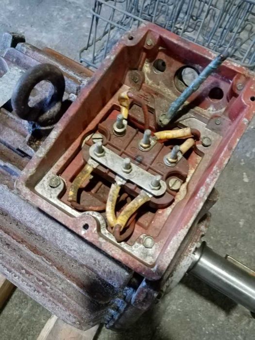 Электродвигатель 15 КВТ