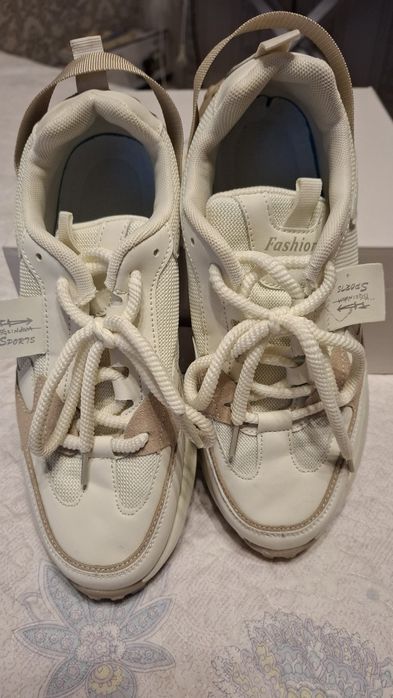 Кроссовки унисекс