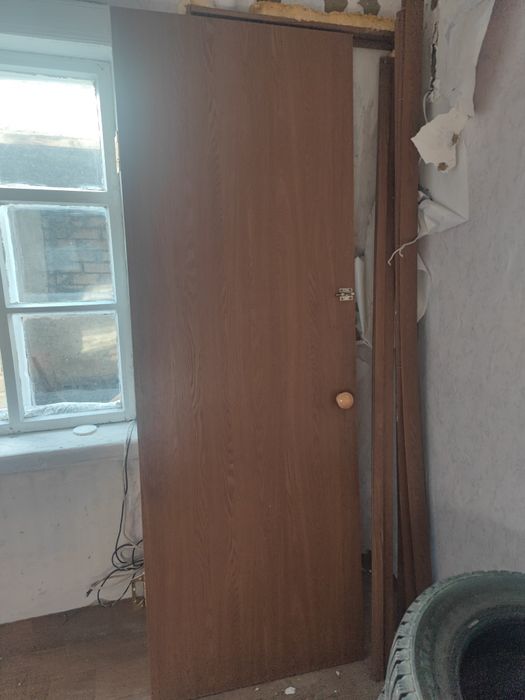 Продам двери межкомнатные