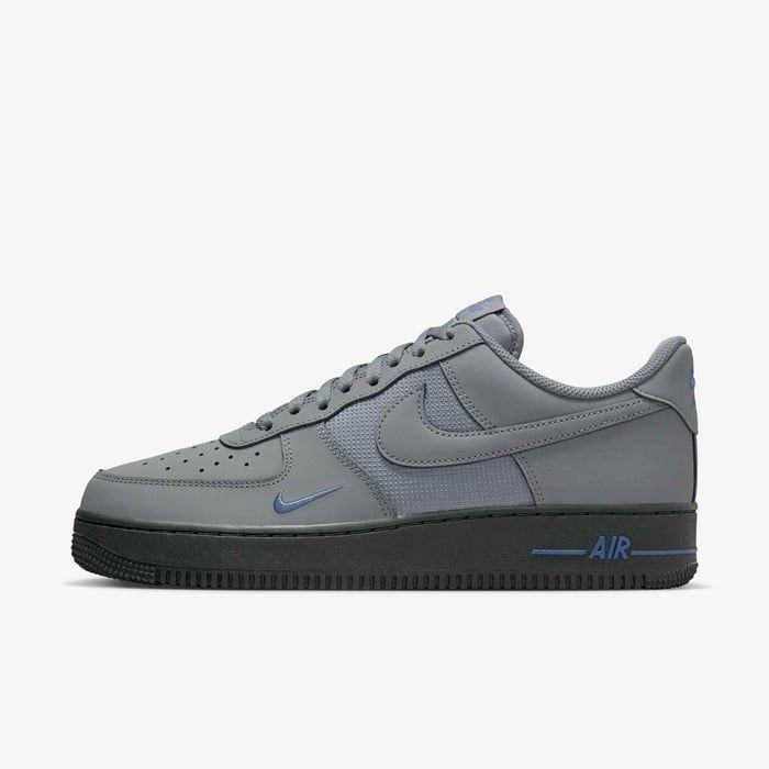 Nike Air Force 1 '07 LV8 Noi Originali (42,5)
