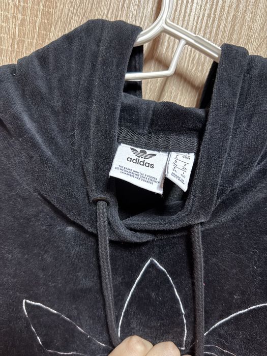 Crop суичър худи adidas велурен с качулка