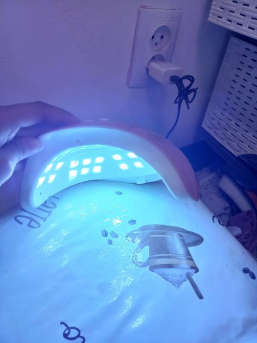 Лампа для маникюра