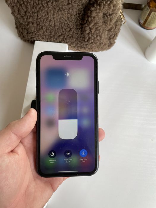 Iphone XR 128gb + Apple watch 3