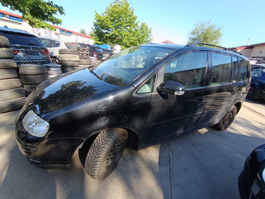 Dezmembrăm VW Touran an 2006