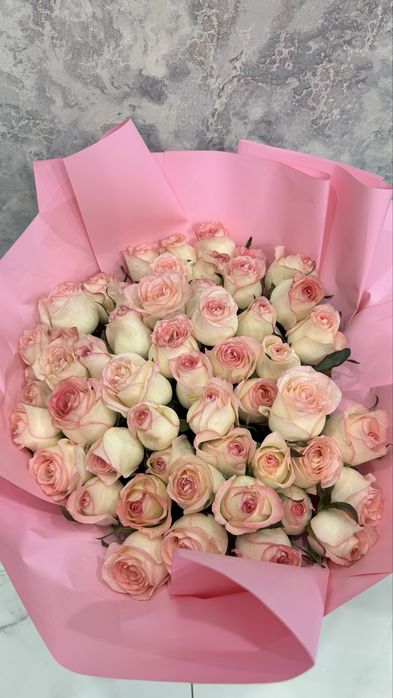 Цветы, 51 роза.