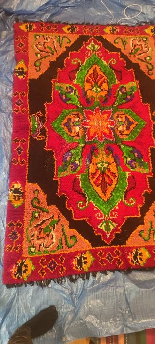 Китеници/tufted rug