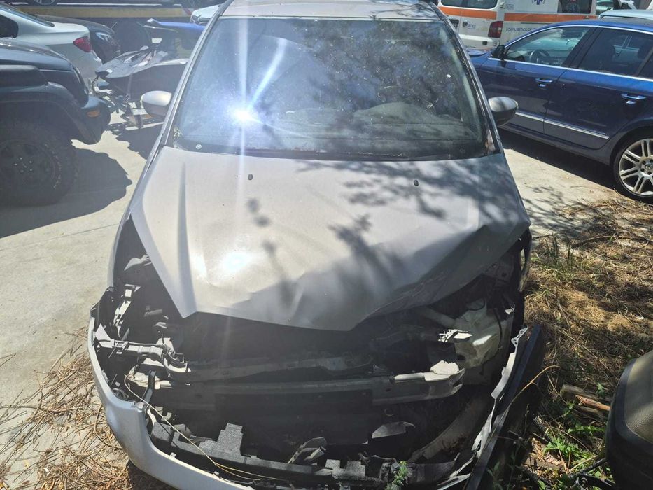 Ford S-Max avariat