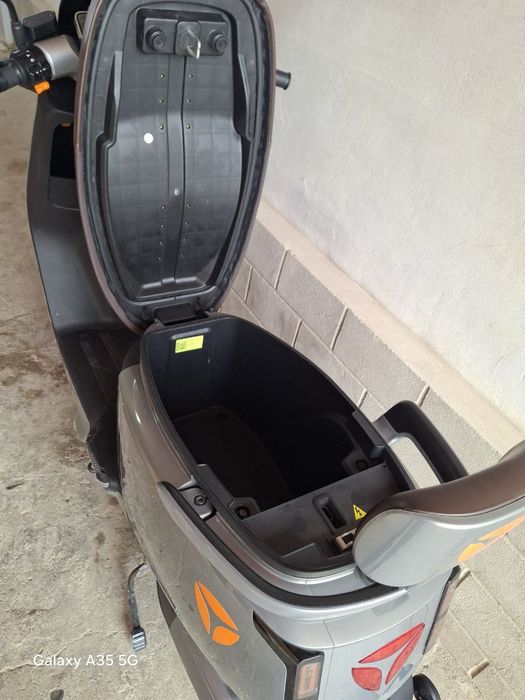 Скутер сотилади EPOC