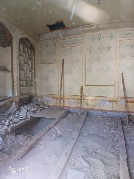 Ховли сотилади ески шахарда