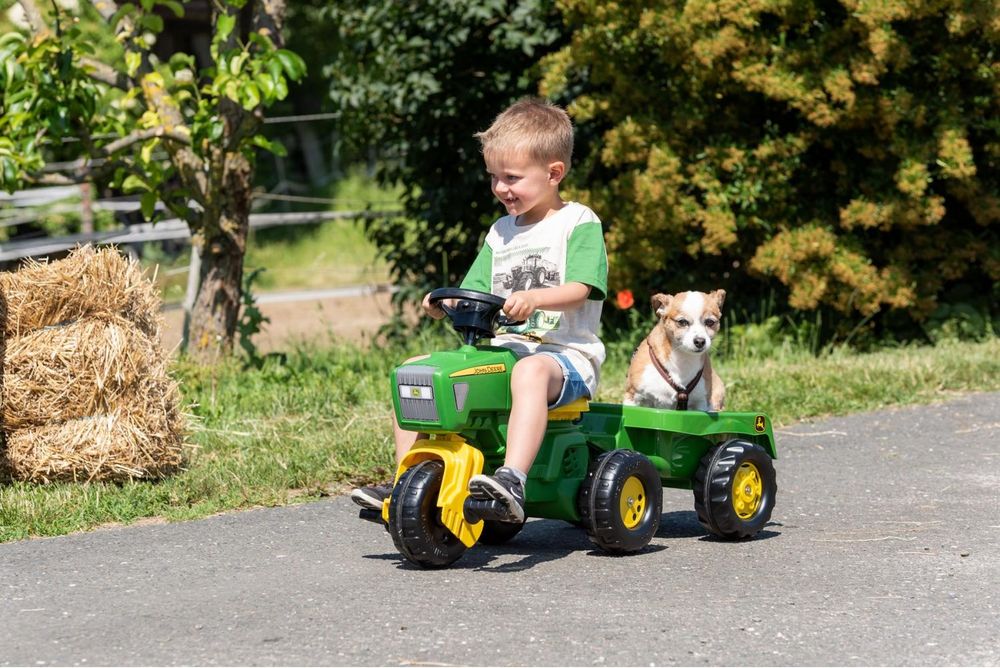 Трехколесный велосипед John Deere
