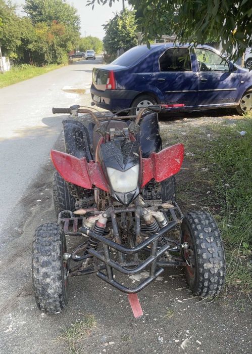 Vând ATV Foarte bună