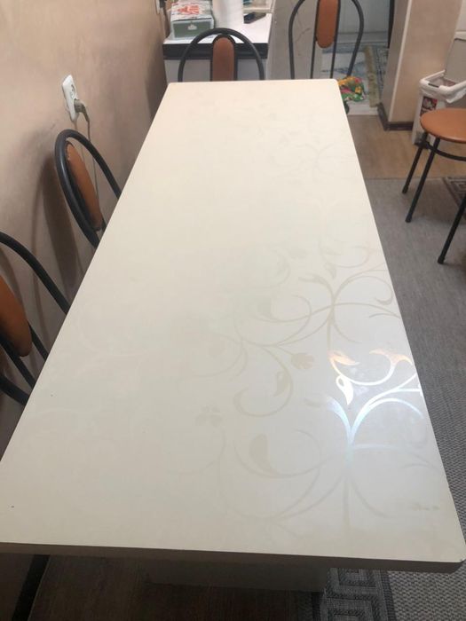 Стол обеденный кухонный