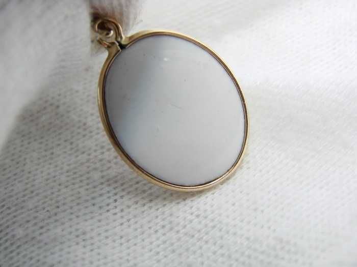 Pandantiv Amuleta Aur 14K Cu Email Serigrafie