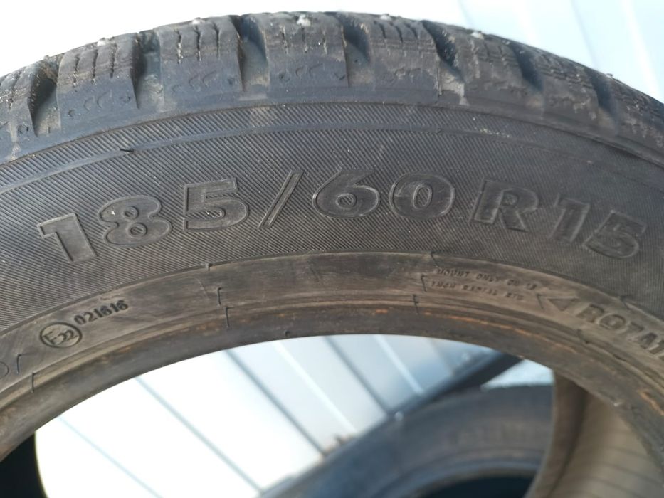 Продам шины Нокиан зимние