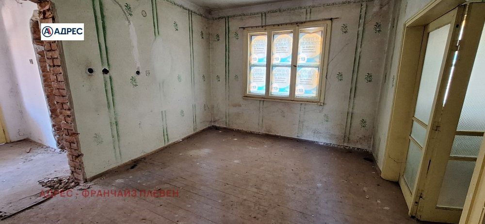 Къща в Плевен, област-с.Беглеж площ 85 цена 17000