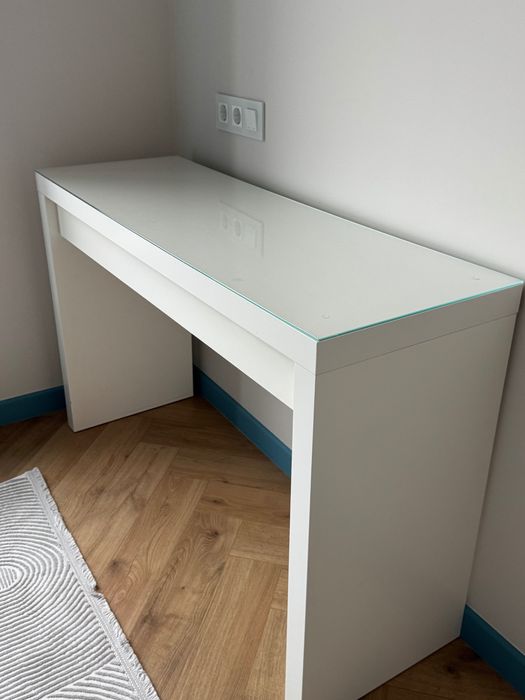 Туалетный столик