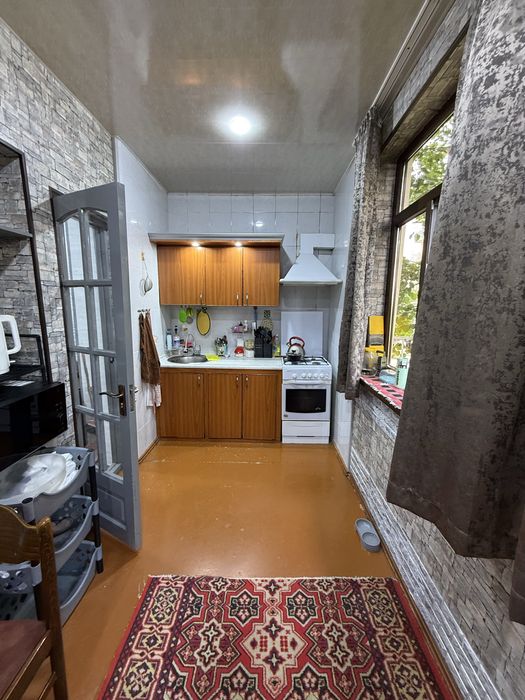 Продается квартира, Сергелинский р-н,Куйлюк Массив5 3/3/5 78м2 2х6 бал