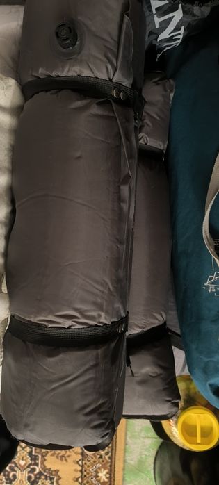 cort 3-4 persoane+2 paturi+2 saltele auto gonflabile