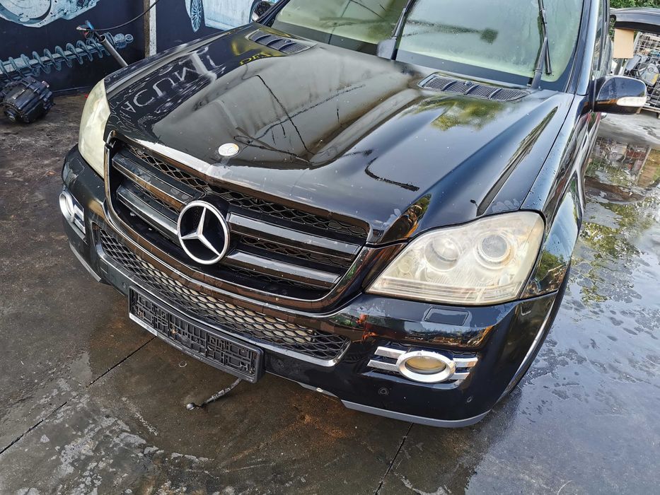 Dezmembrez mercedes GL x164 320 D om 642/haion gl/grila GL/capota/
