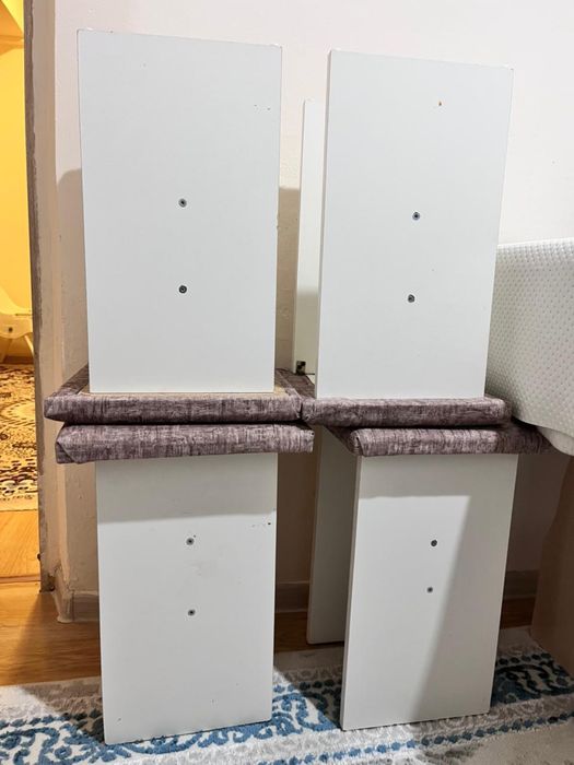 Стол со стульями