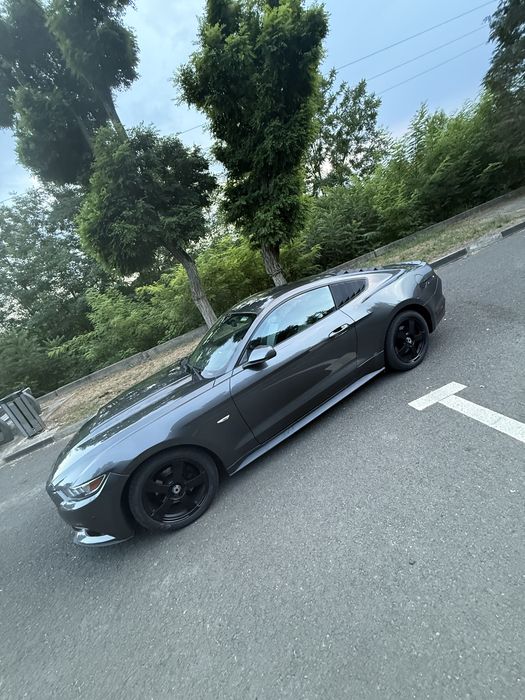 Ford Mustang 2.3 Manual Versiune SUA 50-Year Edition