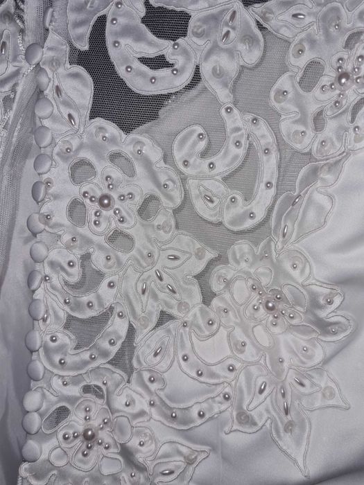 Vand rochie de mireasa noua