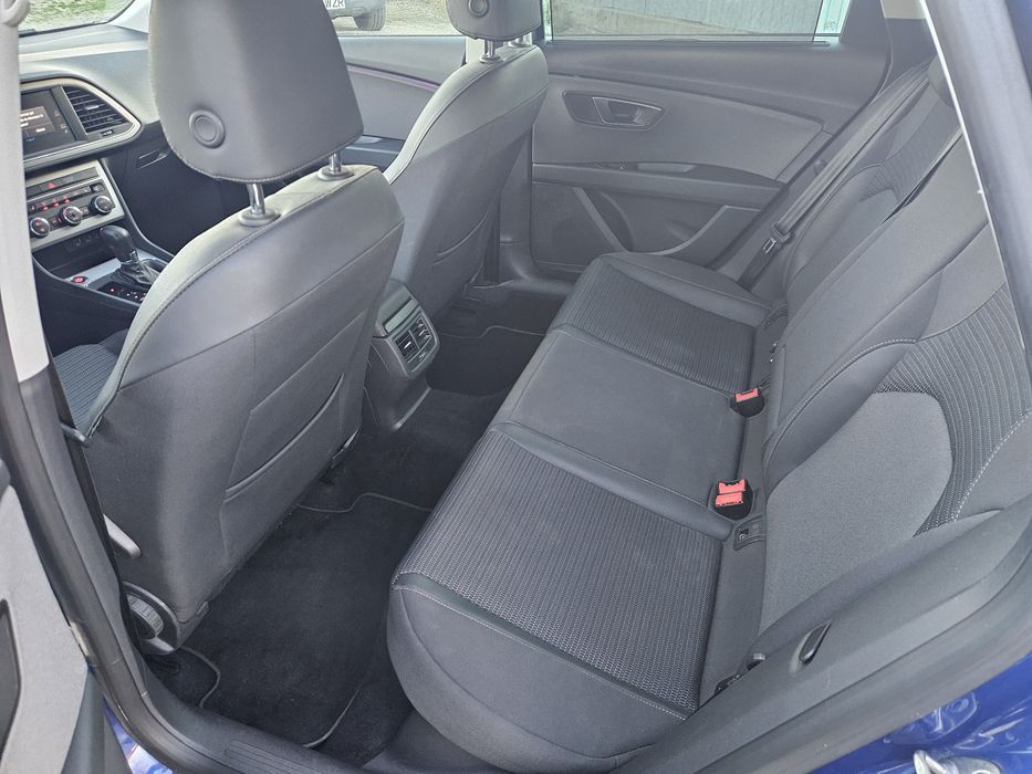 Seat Leon / Xcellence 2017 / 2.0 TDI / 150 cp /DSG/Distronic/Keyless/Navi/Faruri full Led !!!Cash sau Rate!!!