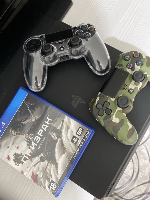 Продам Playstation 4