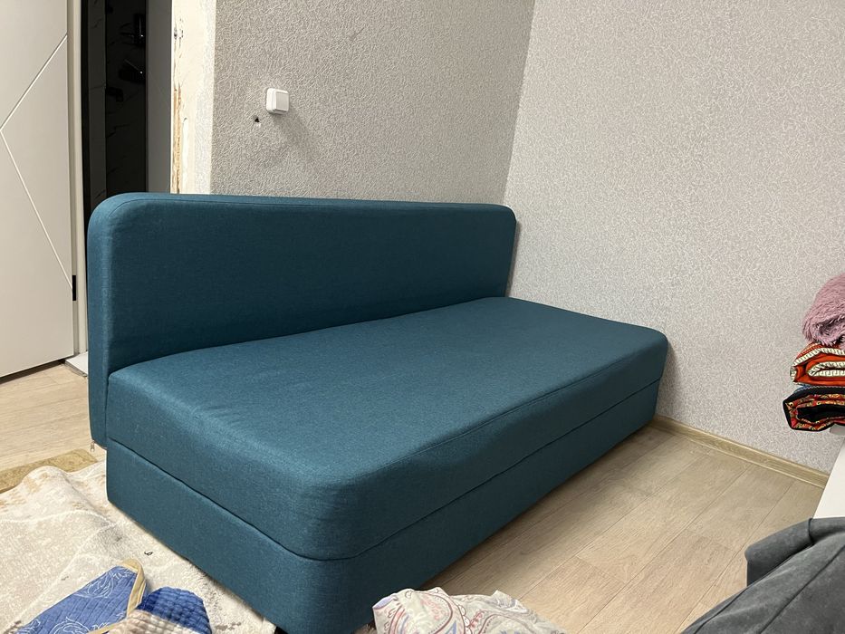 Диван в хорошем состоянии