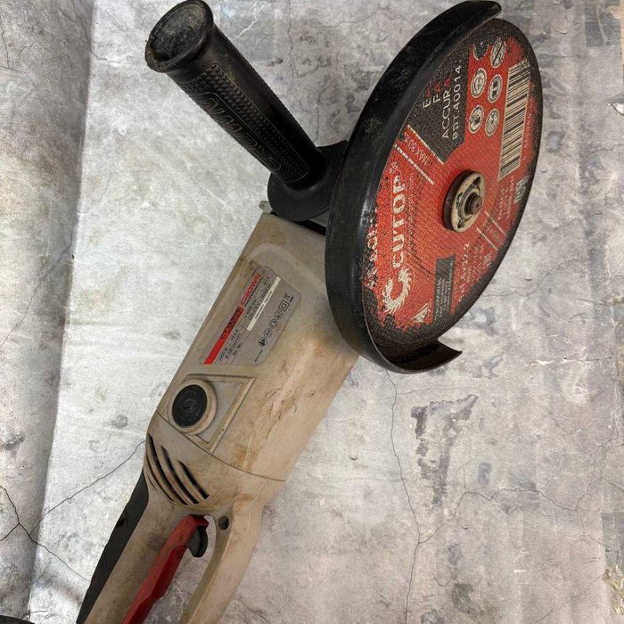 Углошлефовальная машина Crown CT13305 ПАВЛОДАР ЛОТ 980206