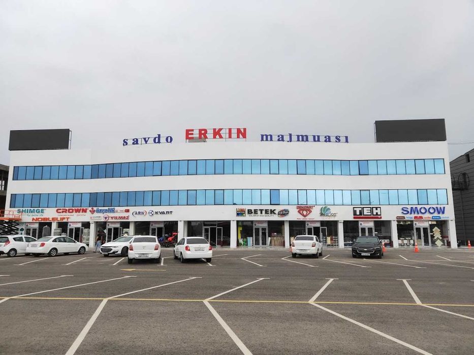 Продается магазин в строительном торговом центре ERKIN SAVDO MAJMUASI