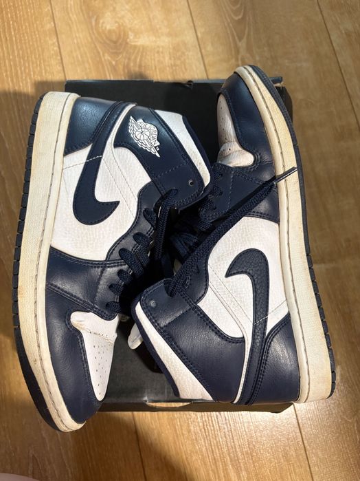 Air Jordan 1 Mid