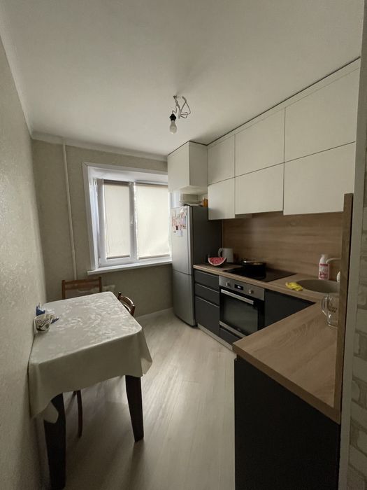 Срочно продам двухкомнатную квартиру