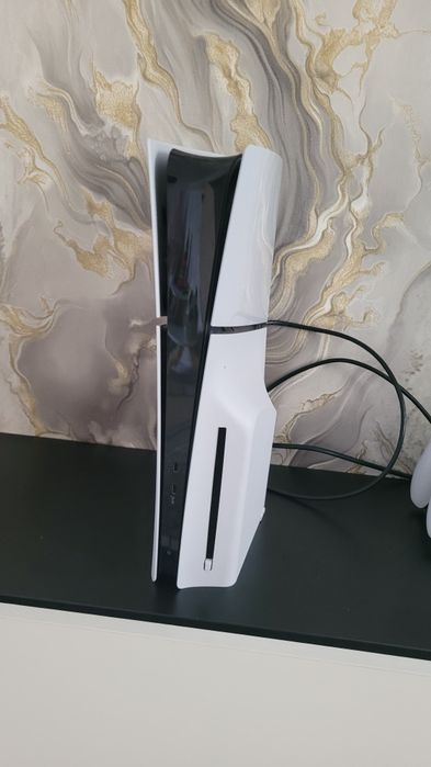 Продам Playstation 5