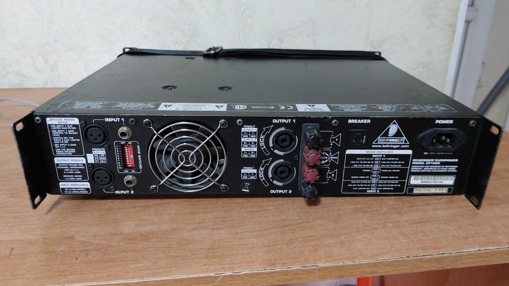 Усилитель Behringer EP-1500